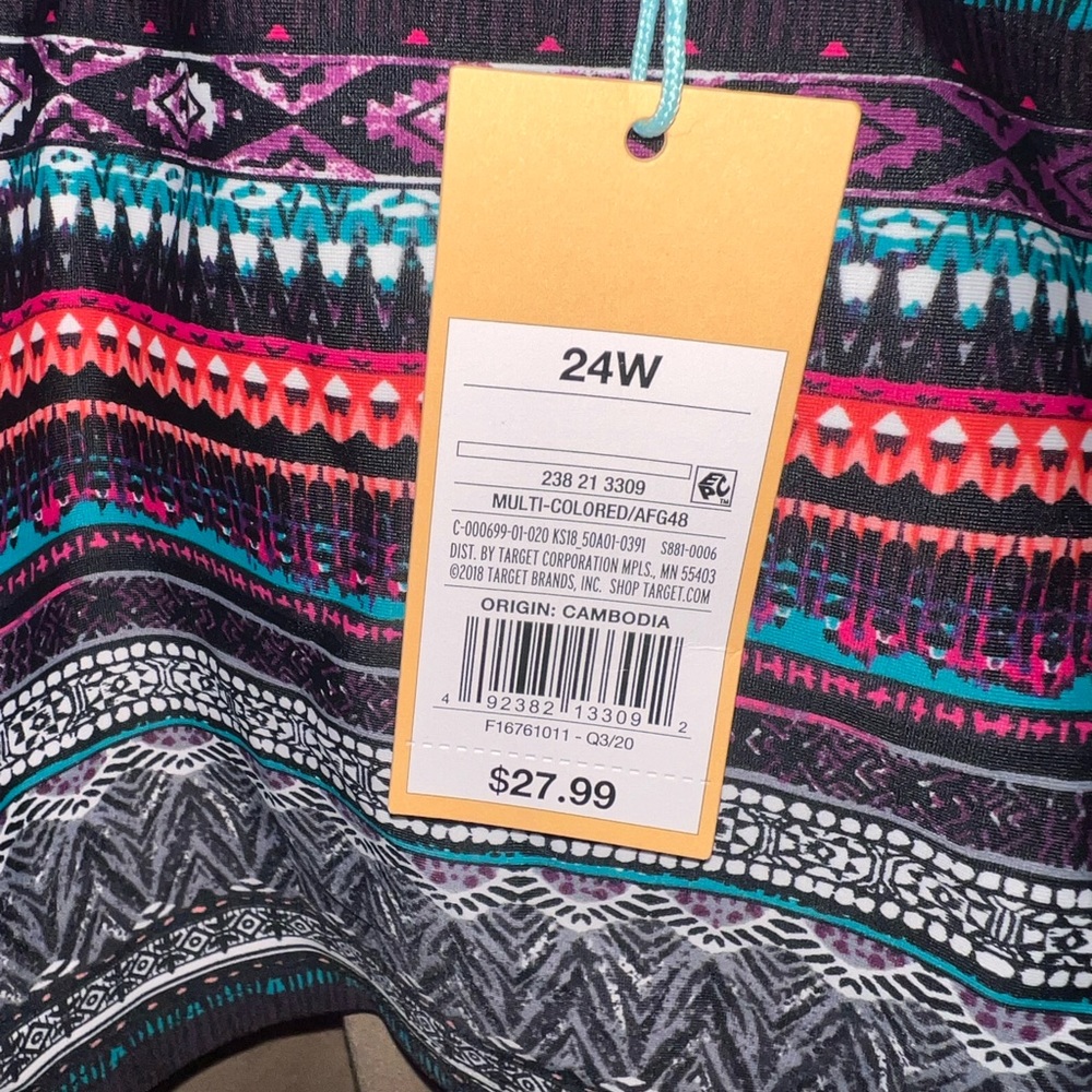 Kona Sol, Target swim tankini top. NWT.